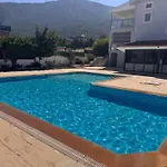 White With Pool , Garden ,balcony With Amazing Panorama פאטהיה