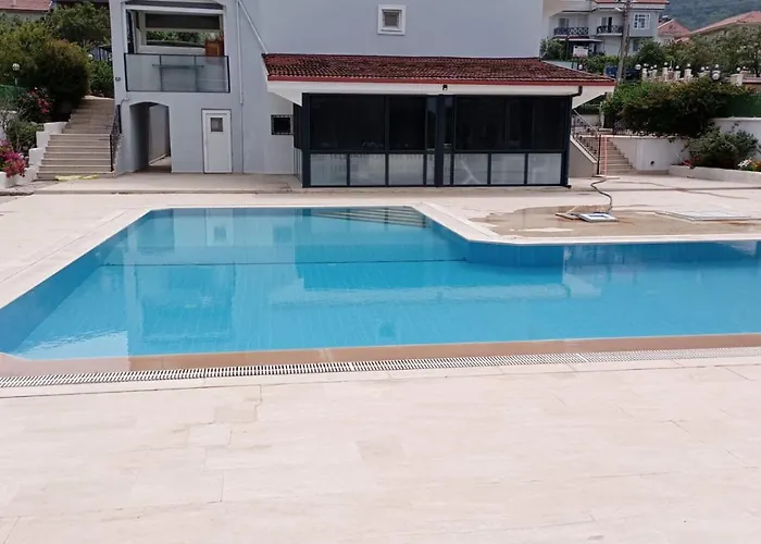 Villa White With Pool , Garden ,balcony With Amazing Panorama