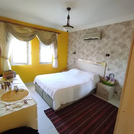 White With Pool , Garden ,balcony With Amazing Panorama * פאטהיה